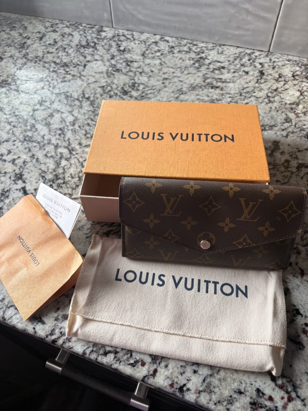 Louis Vuitton Sarah Wallet - New in the box, with dust bag and original receipt